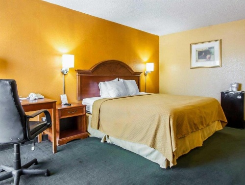 Quality Inn Tucson image 4