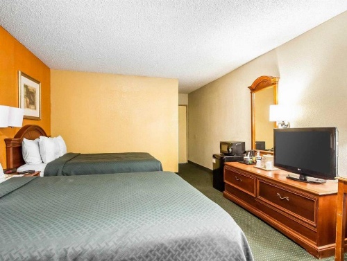 Quality Inn Tucson image 47